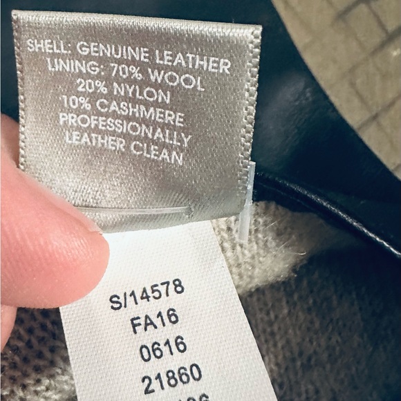 NEW! Charter Club Women's Cashmere Lined Leather Gloves Tech Touchscreen - Picture 6 of 6